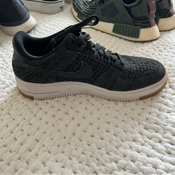 Nike | Air Force 1 Fly Knit Black Grey - Picture 5 of 8